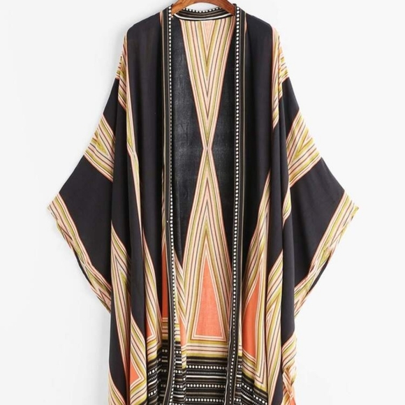 SHEIN Jackets & Blazers - Geo print Kimono...one size.